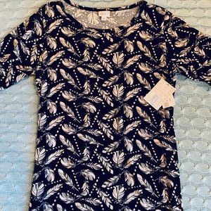 LuLaRoe Julia NWT black with feather pattern
